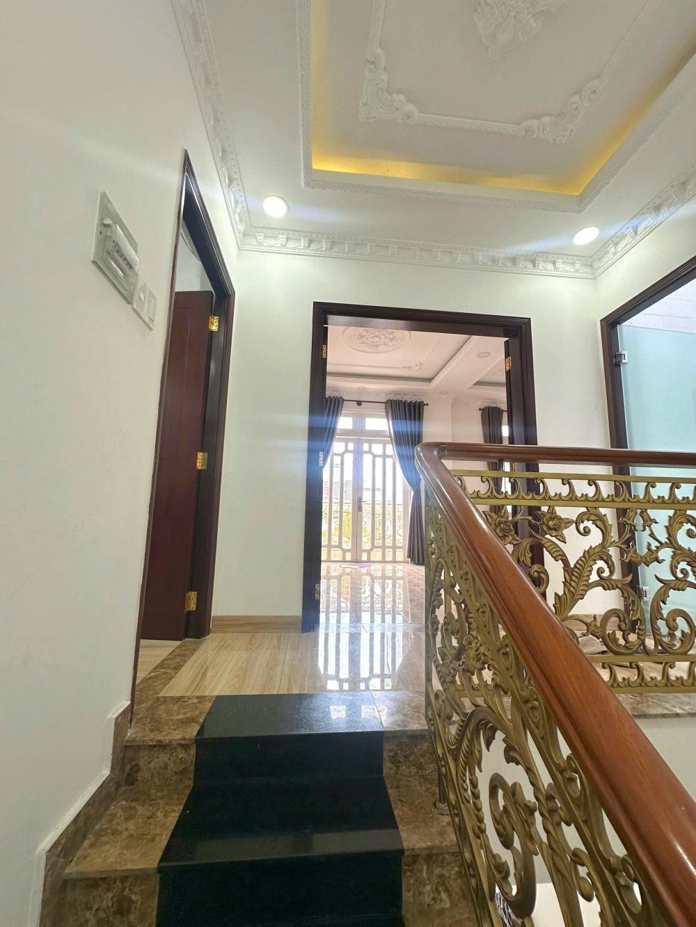 Bán Biệt Thự 3 Tầng Đẳng Cấp, Hẻm Ô Tô, Bình Hưng Hòa, Bình Tân