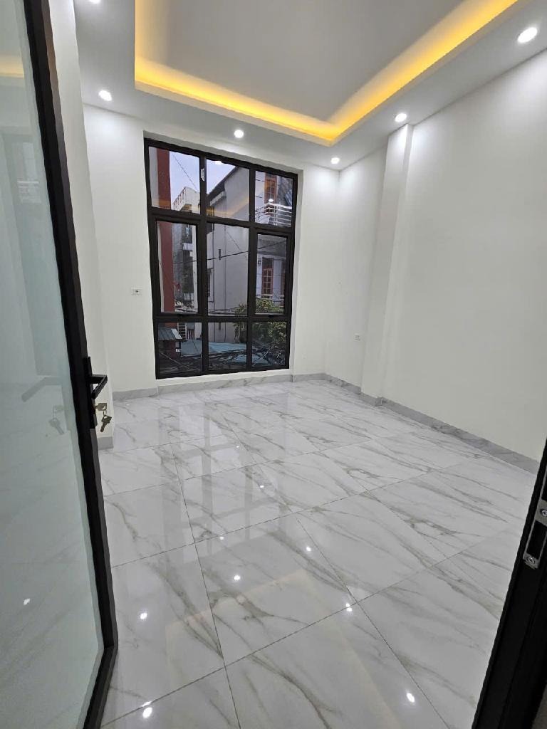 Bán nhà phố Phan Đình Giót, Hà Đông - 35m2, Mặt tiền 3.5m, Kinh doanh tốt