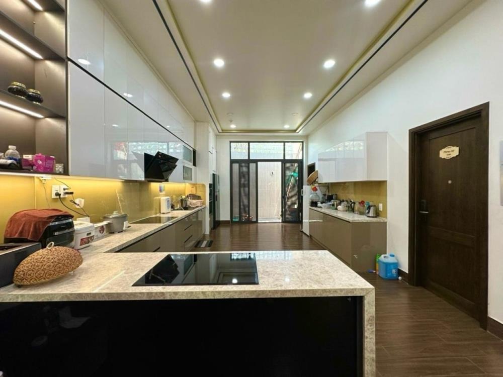 Biệt Thự 3 Tầng View Công Viên Đ.Số 8 TD - Giảm 1.1 Tỷ - Giá Chỉ 2x Tỷ