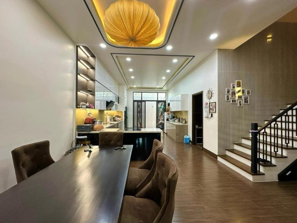 Biệt Thự 3 Tầng View Công Viên Đ.Số 8 TD - Giảm 1.1 Tỷ - Giá Chỉ 2x Tỷ