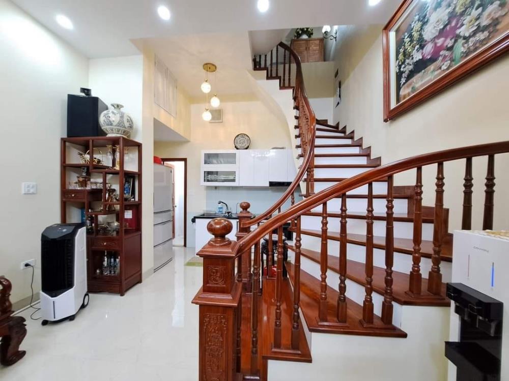 Bán nhà Ba Đình - Lô Góc 4 Tầng, MT6m, 10.7 tỷ - Nội Thất Cao Cấp