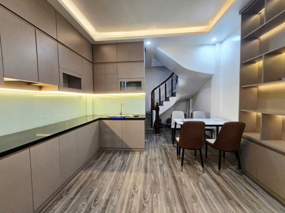 Bán nhà riêng Mỹ Đình 6.7 tỷ - 30m2 - 5 tầng - Vị trí đẹp, tiện ích đầy đủ