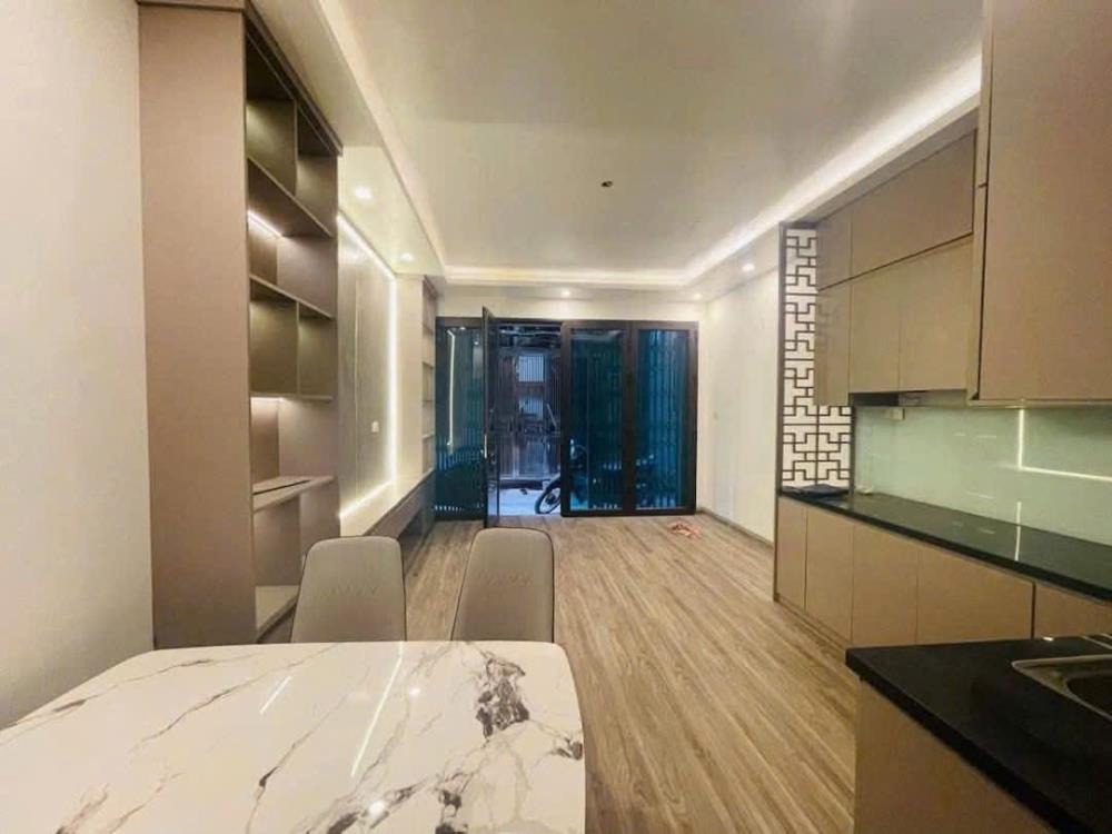 Bán nhà riêng Mỹ Đình 6.7 tỷ - 30m2 - 5 tầng - Vị trí đẹp, tiện ích đầy đủ