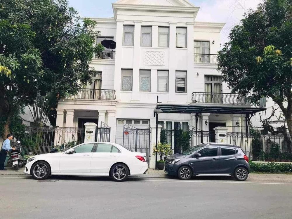 Bán Biệt Thự Nghĩa Đô Cầu Giấy 230m2 - Thiết Kế Độc Đáo, Giá Tốt