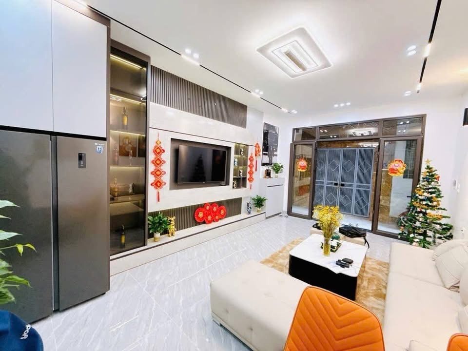 Siêu phẩm Trần Phú Hà Đông: Oto Đỗ Cửa, Kinh Doanh, Chỉ 11 tỷ