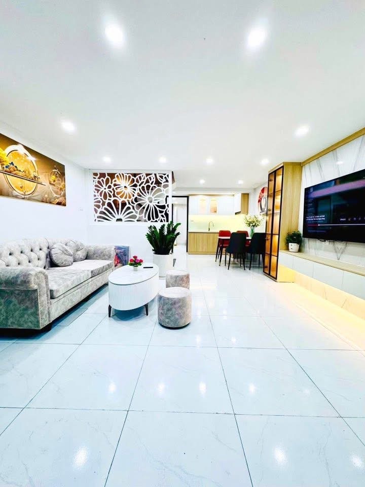 Thanh Bình Hà Đông: Vị trí Vàng Kinh Doanh, Garage, Giá Tốt - Liên Hệ Ngay!