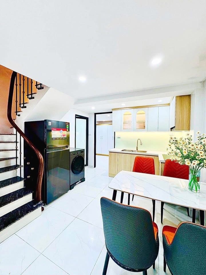 Thanh Bình Hà Đông: Vị trí Vàng Kinh Doanh, Garage, Giá Tốt - Liên Hệ Ngay!