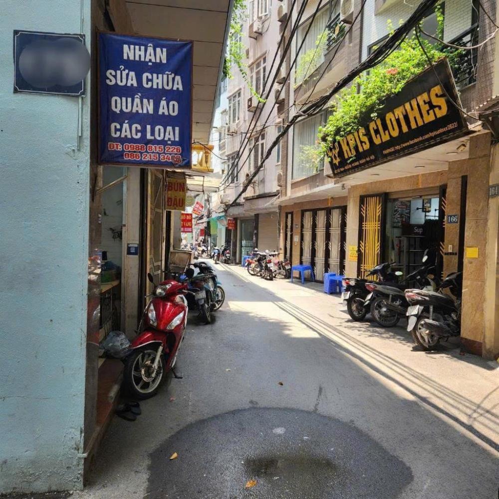 Bán Gấp Nhà Nguyễn Ngọc Vũ - 7 Phòng, Ô Tô Vào, Kinh Doanh - Đầu Tư