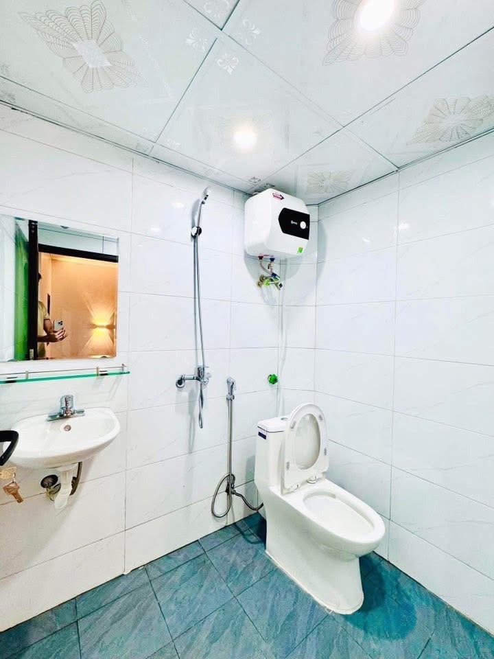 Thanh Bình Hà Đông: Vị trí Vàng Kinh Doanh, Garage, Giá Tốt - Liên Hệ Ngay!