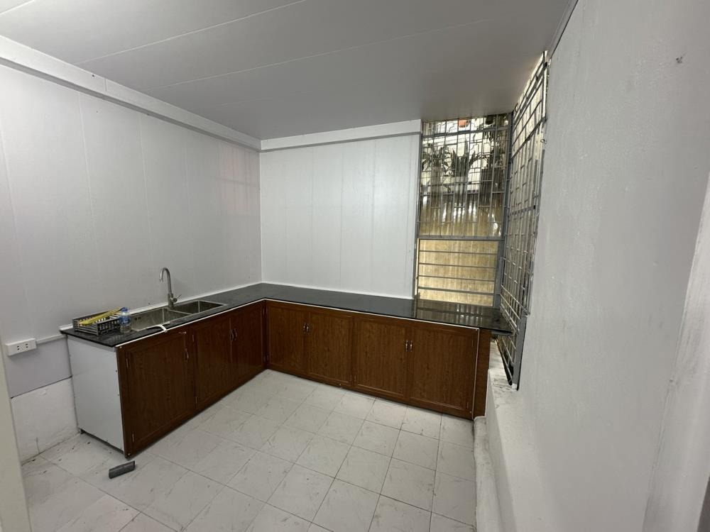Nhà Đẹp Hương Viên, Quận Hai Bà Trưng: Vị Trí Đắc Địa, Kinh Doanh Tốt - Chỉ 5.4 Tỷ