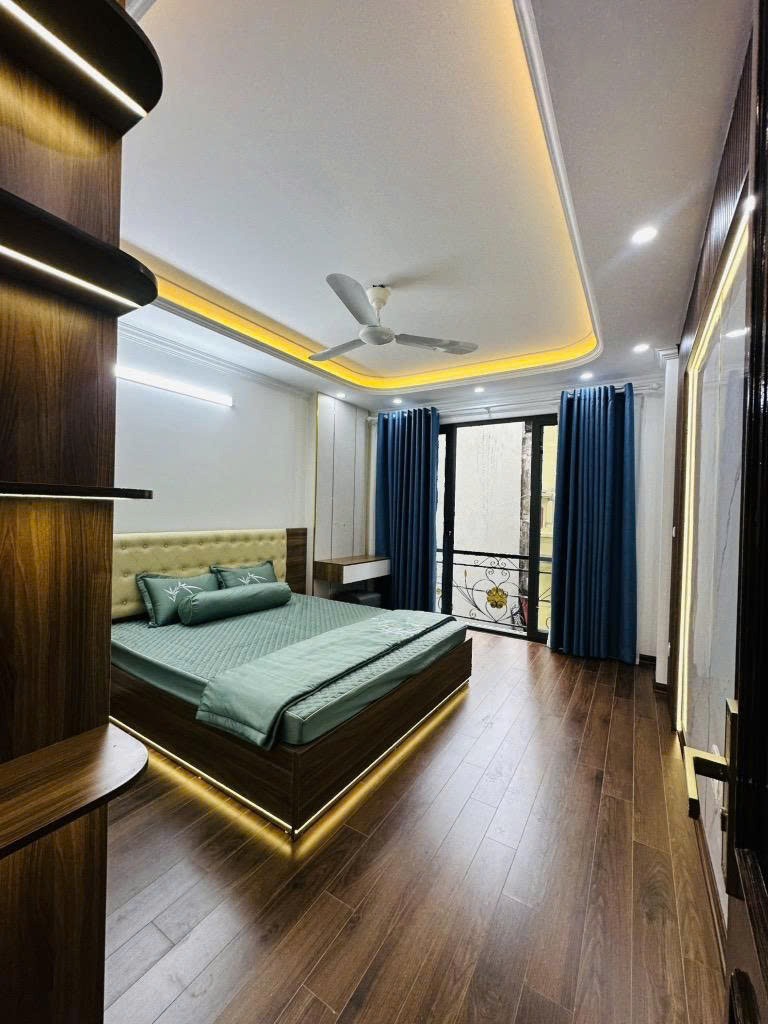 Bán Nhà Phân Lô Quân Đội, Hoàng Văn Thái - Full Nội Thất, 17.1 tỷ