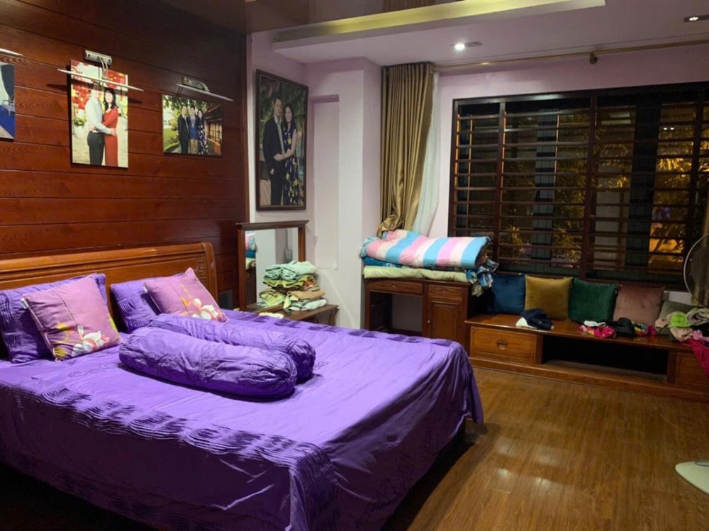 Bán Biệt Thự Văn Phú 200m2, Mặt Tiền 10m, Full Nội Thất, Giá 34.5 Tỷ