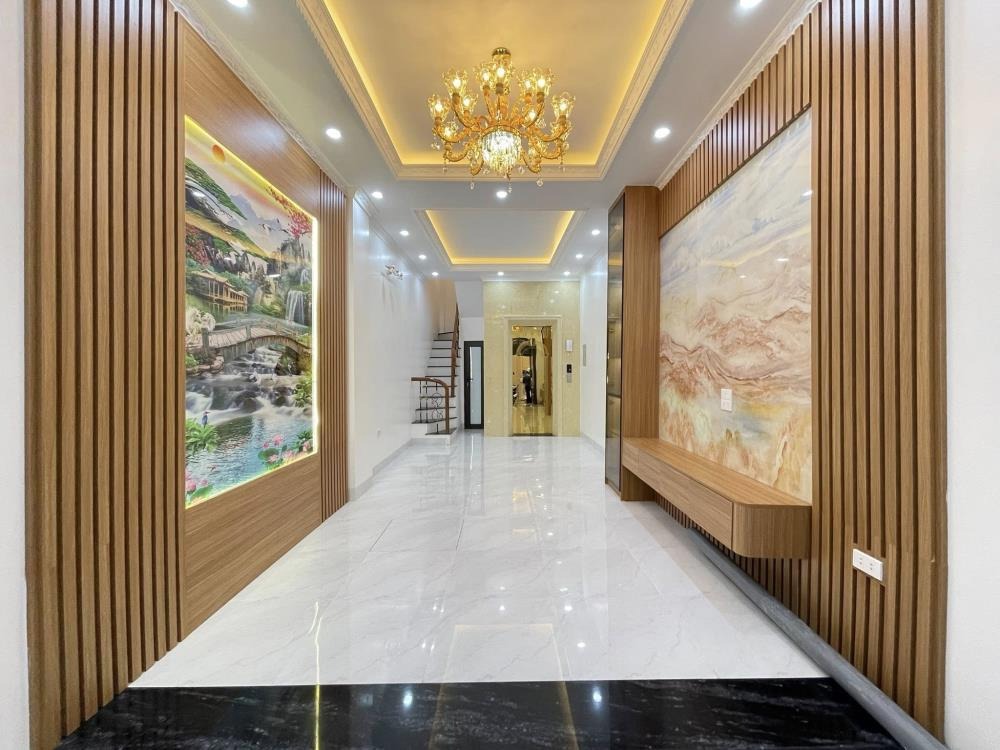 Bán nhà Vũ Trọng Phụng Thanh Xuân: 6 tầng, thang máy, gần phố - Giá 11.8 tỷ