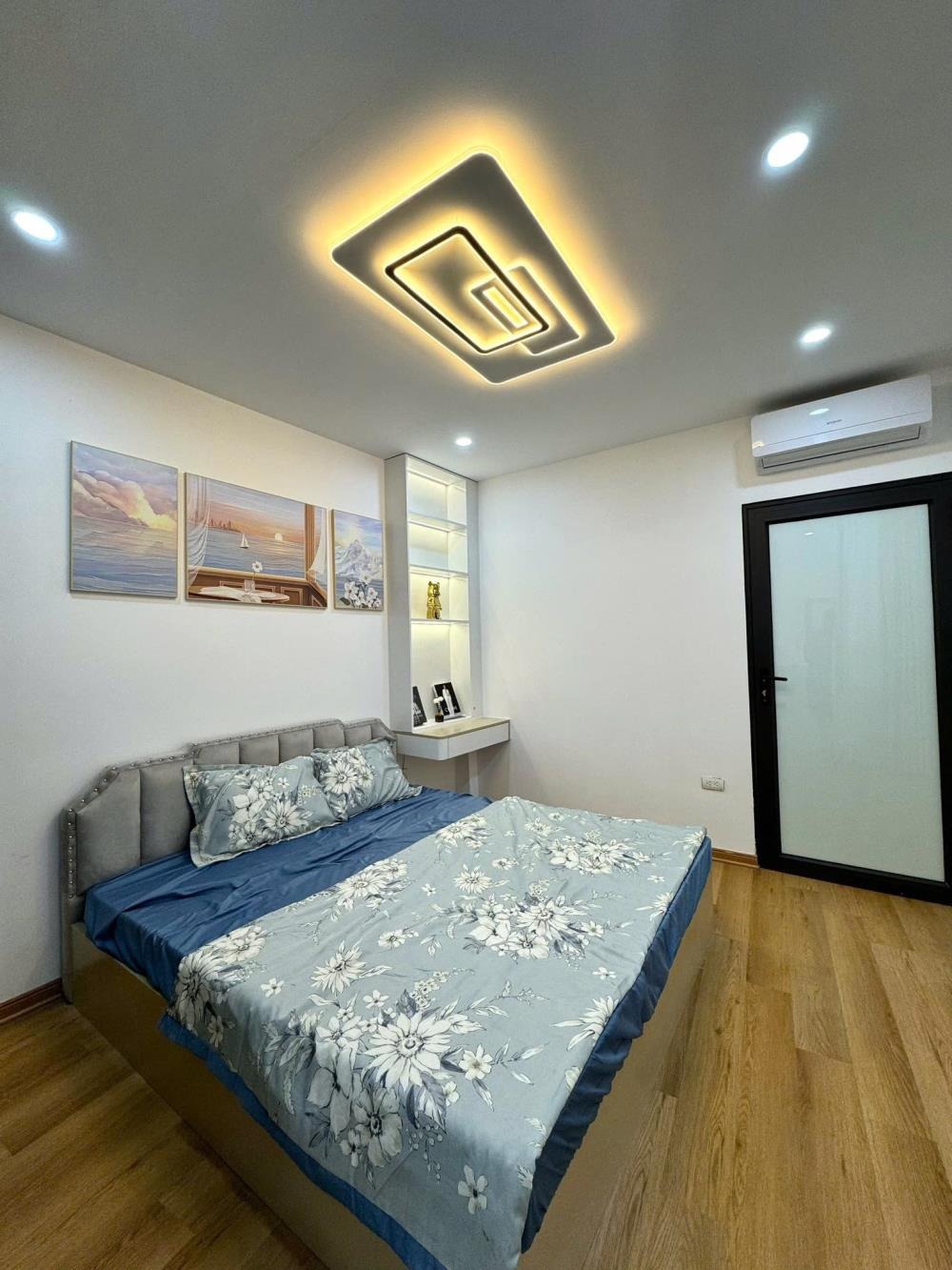 Siêu phẩm lô góc Vạn Phúc - 5 tầng, thang máy, kinh doanh đắt - Giá chỉ 10 tỷ
