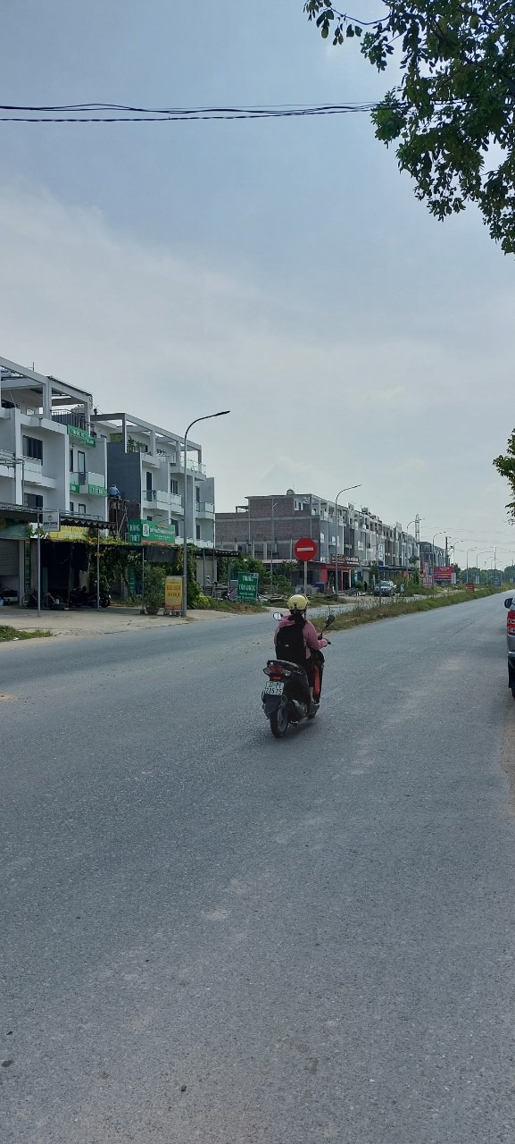 Bán shouphouse mặt đường đôi Ngô Miễn, gần Vành Đai 4 - Đầu tư sinh lời