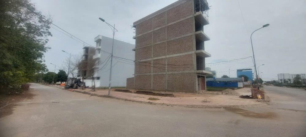 Chính chủ bán liền kề mới xây Cienco5 Mê Linh - Sổ đỏ sẵn sàng