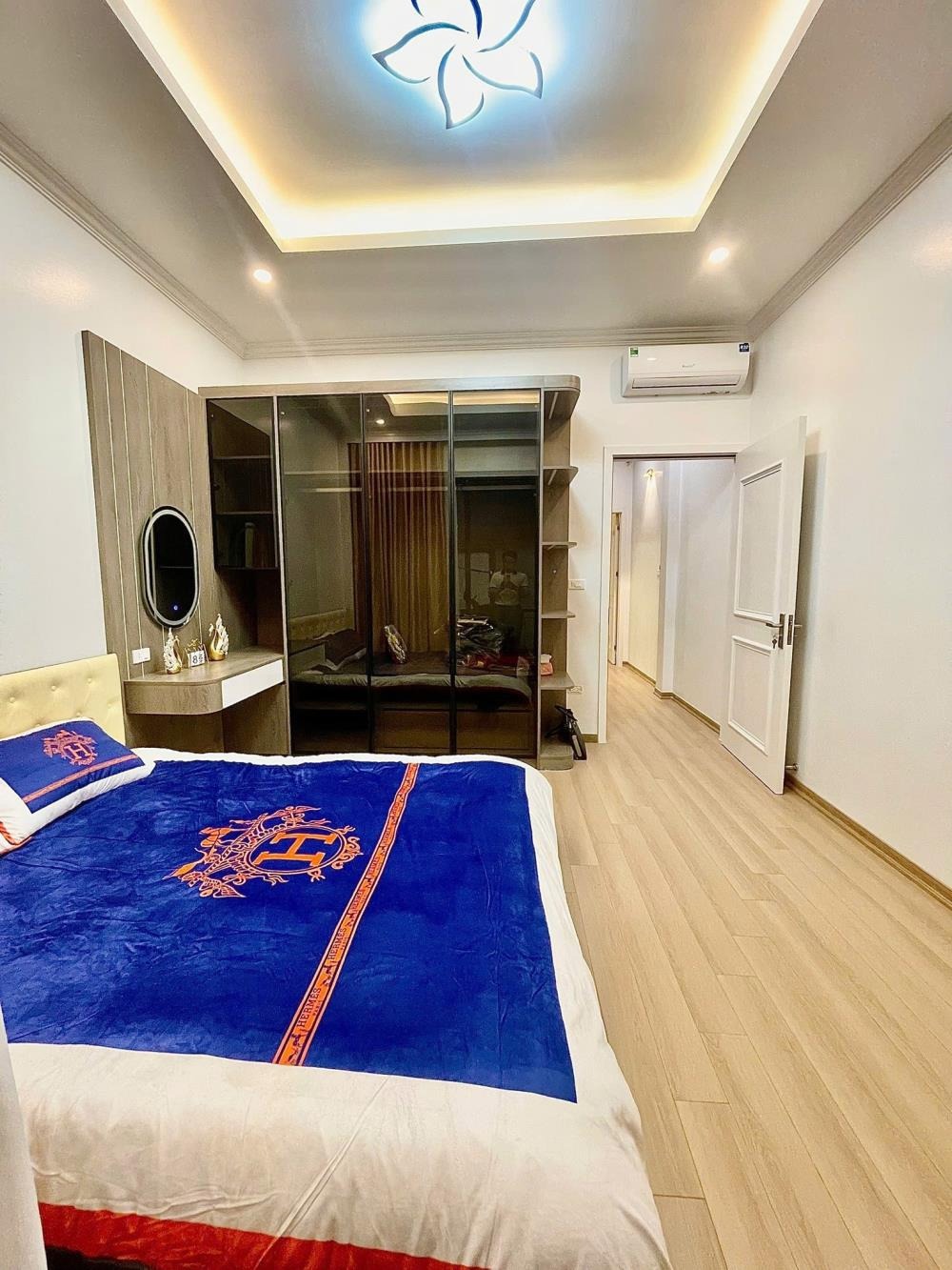 Căn Góc Thanh Bình Hà Đông: Lô Giao Thông Thuận Tiện, Tiềm Năng Kinh Doanh, Giá 10 Tỷ
