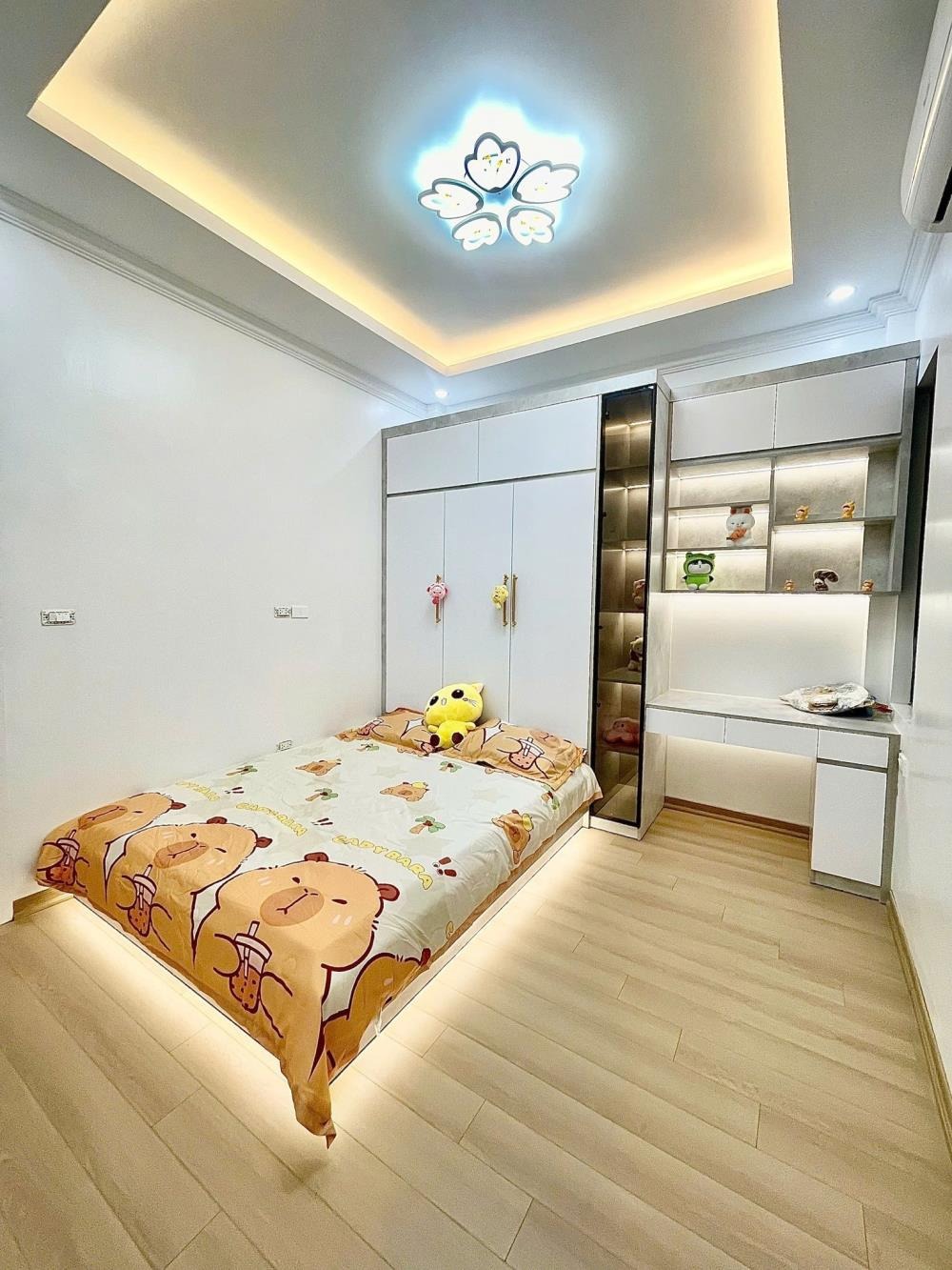 Căn Góc Thanh Bình Hà Đông: Lô Giao Thông Thuận Tiện, Tiềm Năng Kinh Doanh, Giá 10 Tỷ