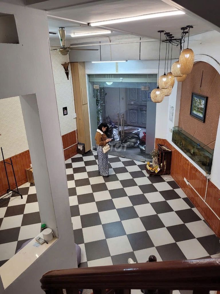 Cho Thuê/Bán Mảnh Đất 100m2 Linh Hoạt: Văn Phòng, Kinh Doanh, Ở Đều Được - Hà Nội