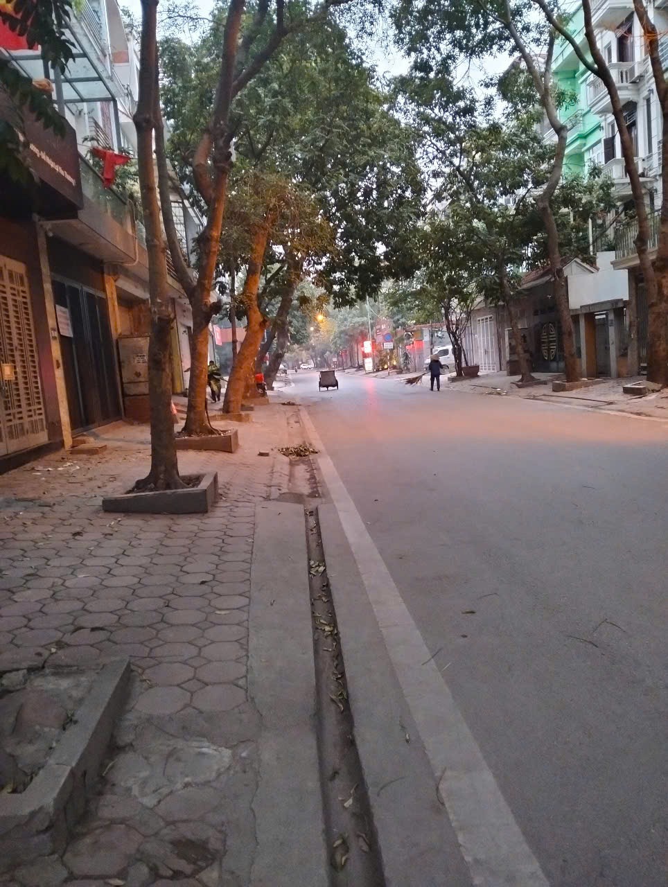 Lô Góc Độc Đáo Văn Quán 150m2, 5 Tầng, Mặt Tiền Rộng, Kinh Doanh Sắc Lợi