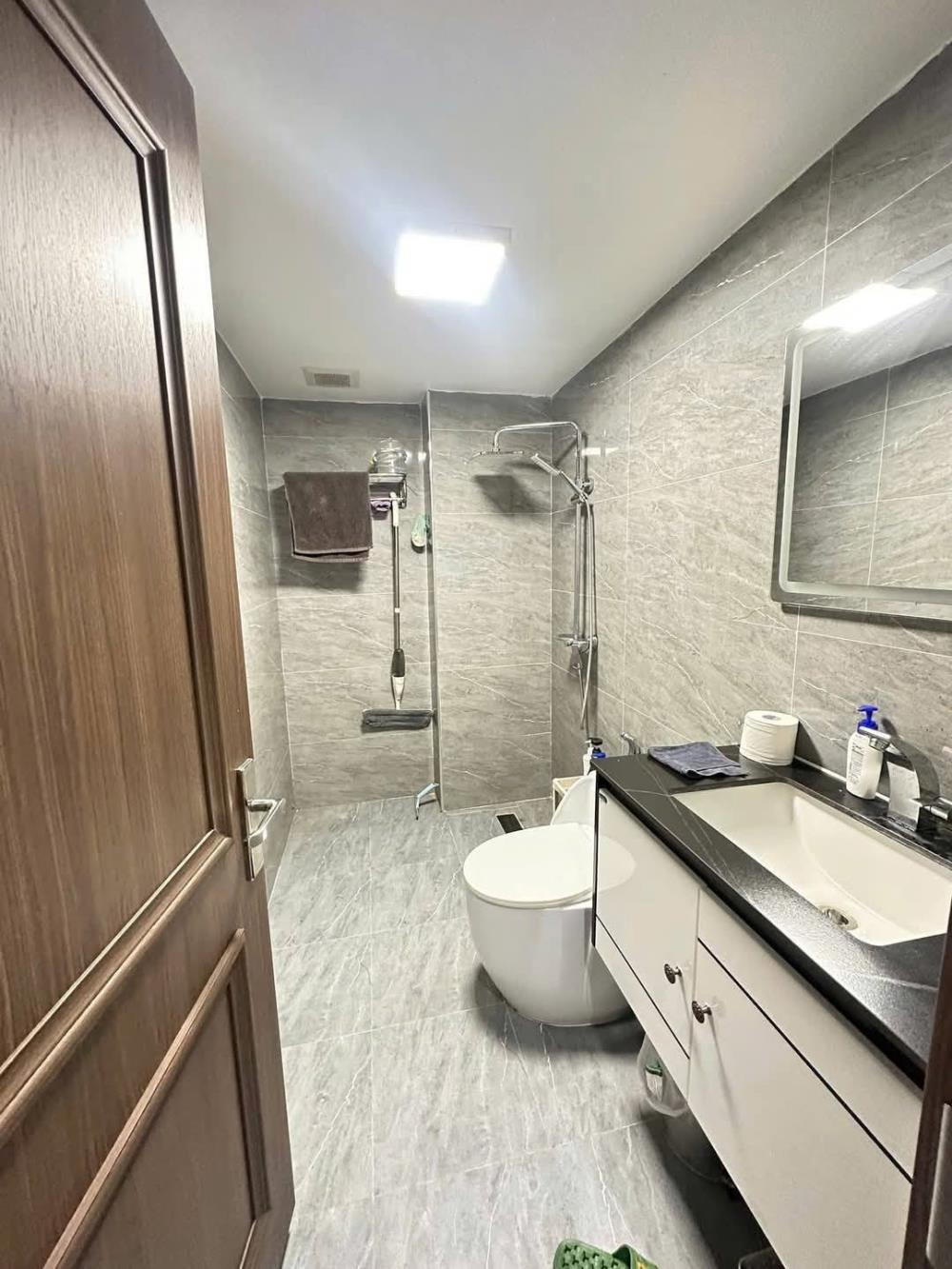 Bán nhà phố Nguyễn Thanh Bình, Hà Đông - 5 tầng, vỉa hè kinh doanh - Giá chỉ 11 tỷ