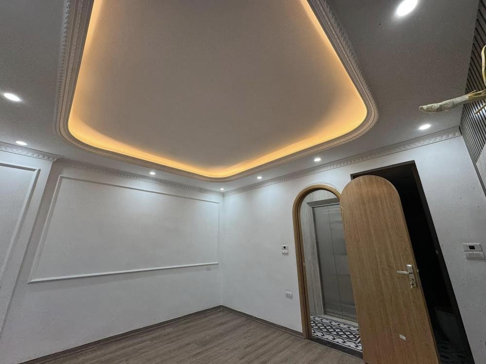 Siêu phẩm lô góc 5 tầng, thang máy, Chiến Thắng Hà Đông - Chỉ 11 tỷ