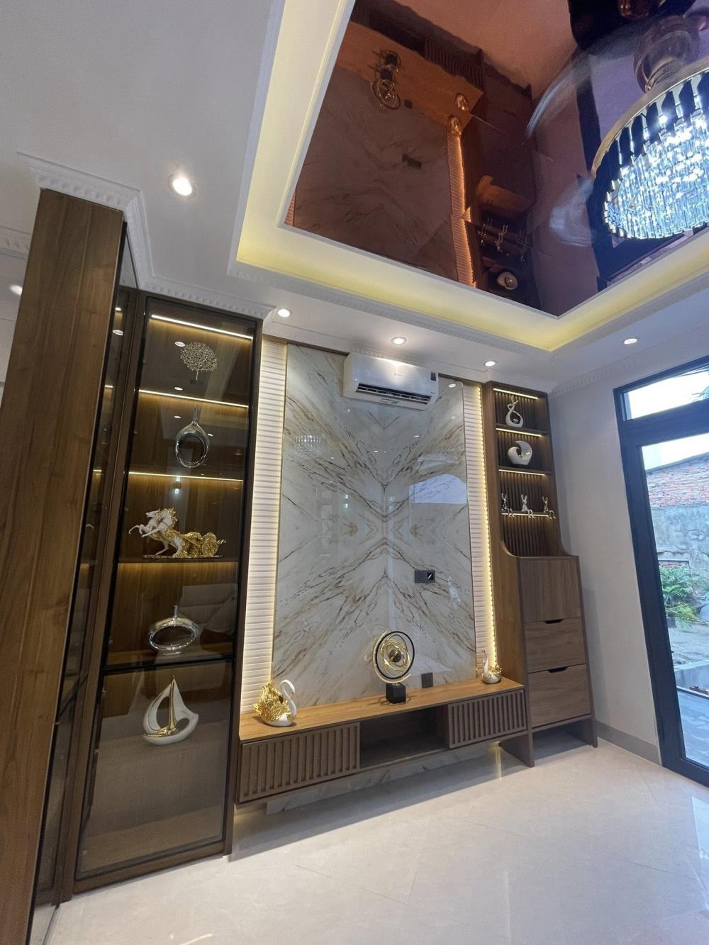 Bán nhà Yên Hòa, Cầu Giấy - 34m2, 5 tầng, 7.98 tỷ - Vị trí đẹp, pháp lý chuẩn