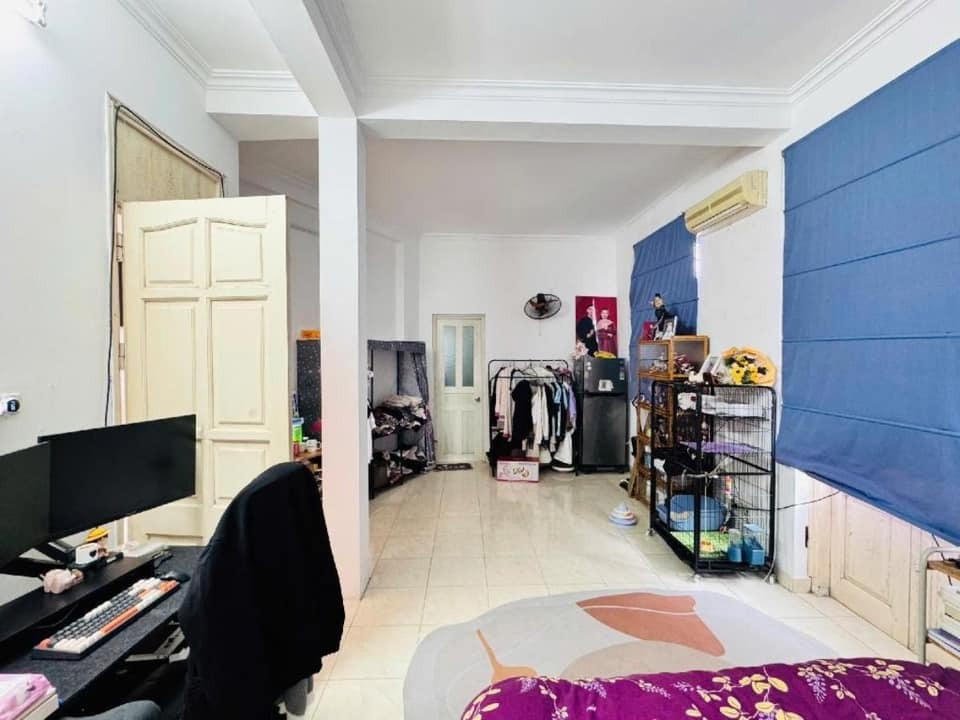 Bán nhà Đông Quan 43m2, 4 tầng, mặt tiền 6.6m, 8.8 tỷ - Cầu Giấy