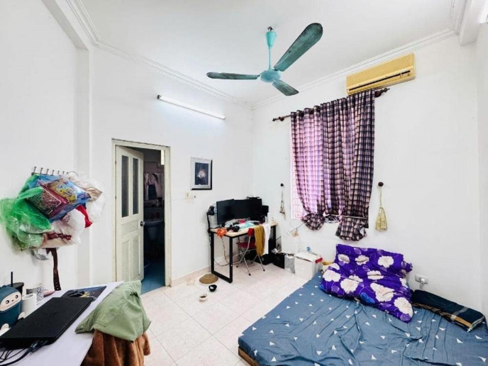 Bán nhà Đông Quan 43m2, 4 tầng, mặt tiền 6.6m, 8.8 tỷ - Cầu Giấy
