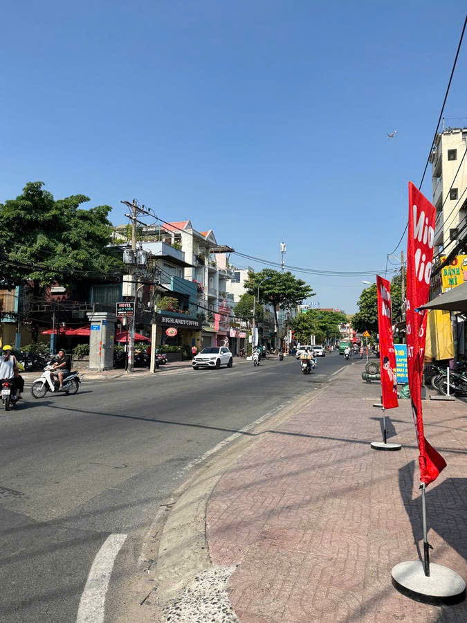Bán Đất Nền Thủ Đức - Vị Trí Đắc Địa, Kinh Doanh Sinh Lời Cao | [Địa chỉ cụ thể]