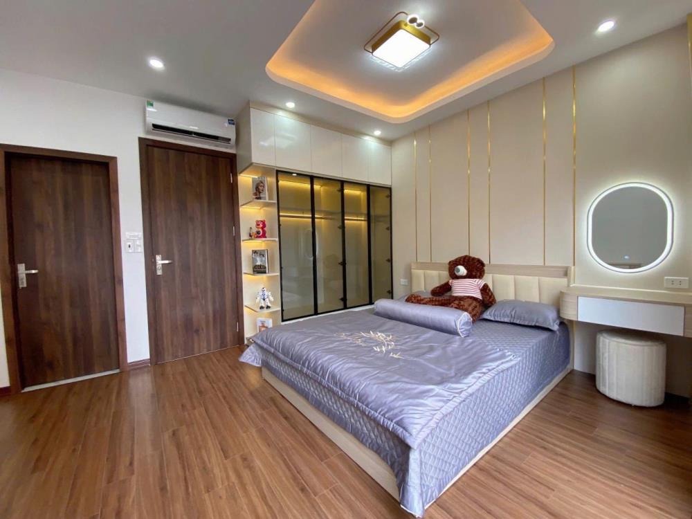 Bán nhà Hoàng Mai 42m2 Full Nội Thất - Giá Tốt, Pháp Lý Sổ Đỏ