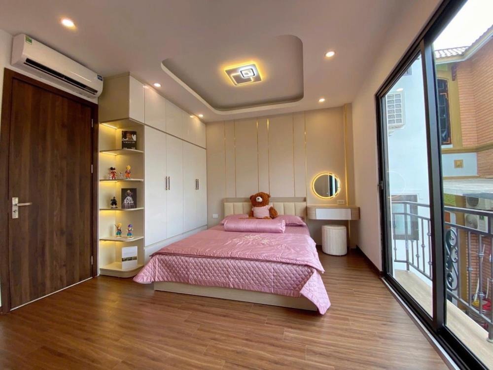Bán nhà Hoàng Mai 42m2 Full Nội Thất - Giá Tốt, Pháp Lý Sổ Đỏ