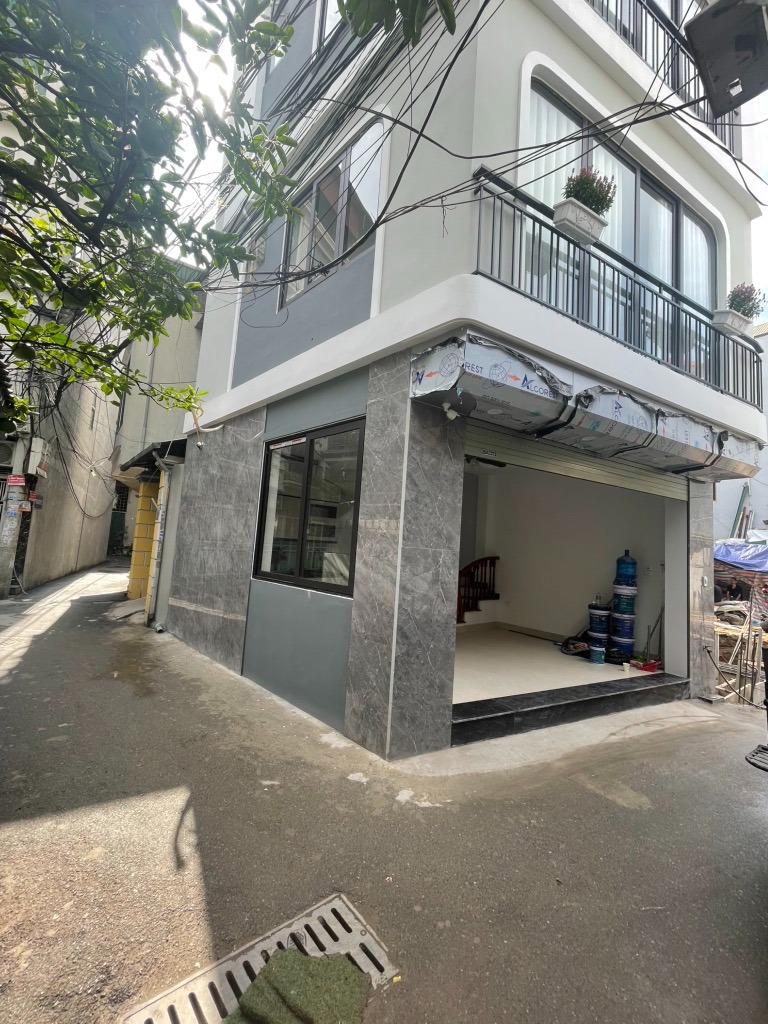 Nhà mới đẹp lô góc 30m Phan Đình Gót, ô tô tránh, gần tiện ích