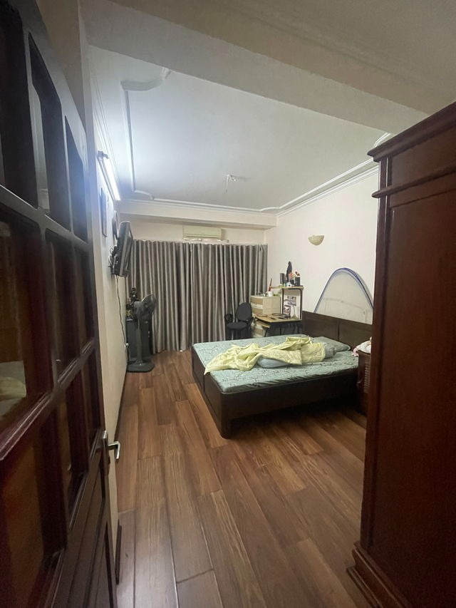 Bán Nhà Mặt Phố Trần Thủ Độ - 58m² x 3 Tầng - Kinh Doanh Sầm Uất