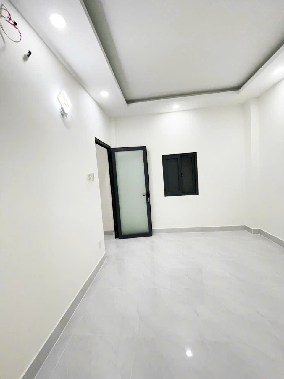 Nhà phố Quận 8 - Giá Rẻ, 1 Trệt 1 Lầu - 4.76 Tỷ - Sơn 0817.40.9696