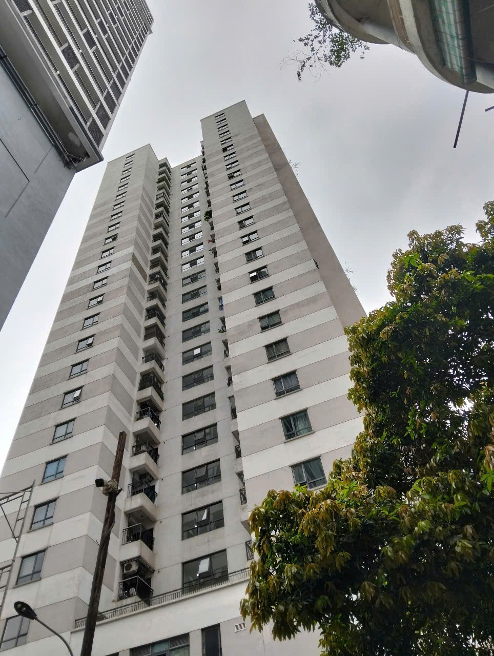 Bán nhà phố Lê Văn Thiêm, Thanh Xuân - 92m2, 3 Tầng, Mặt Tiền Rộng, Vị Trí Đắc Địa - 36 tỷ