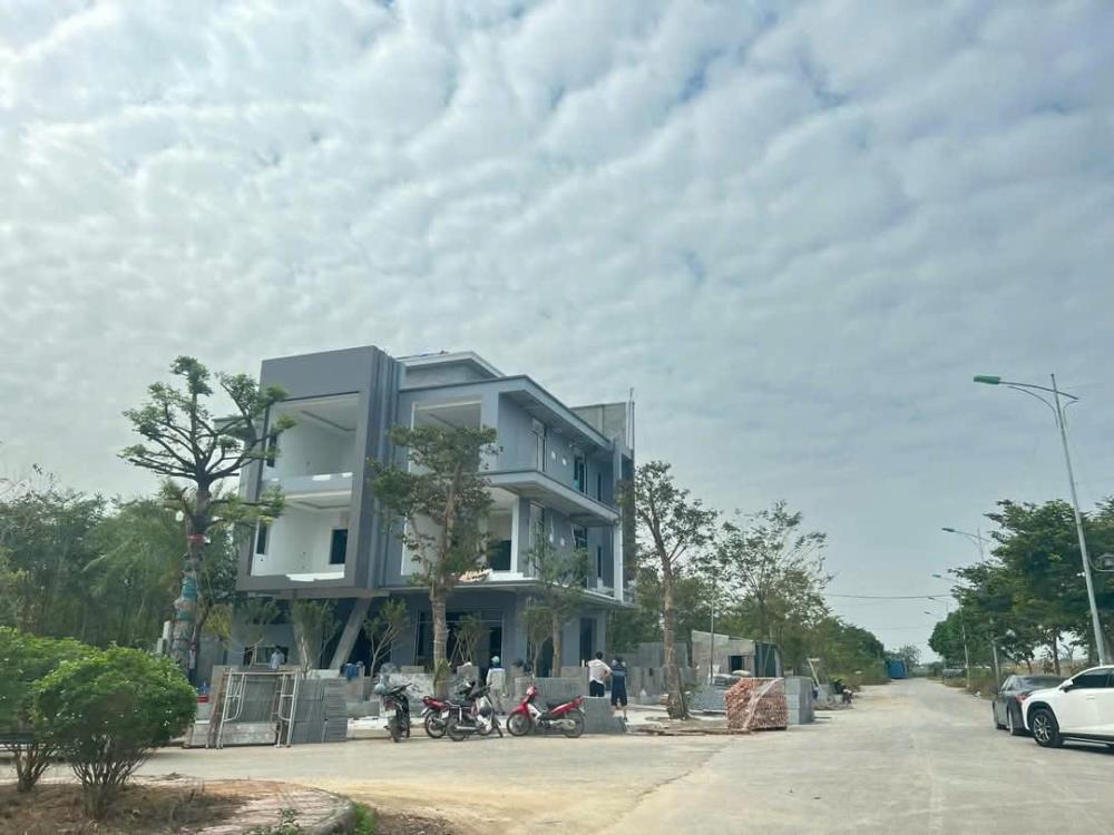 Bán Biệt Thự Cienco5 Mê Linh - Sổ Đỏ, Giá 3x Tr/m - Vị Trí Đẹp