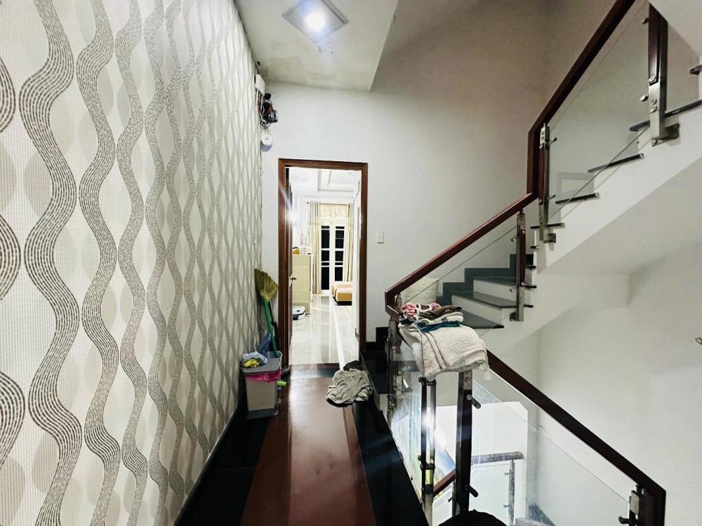 Bán Nhà Hẻm Xe Hơi Tân Bình - 53m² - 4PN - 6.8 Tỷ - Pháp Lý Sổ Hồng