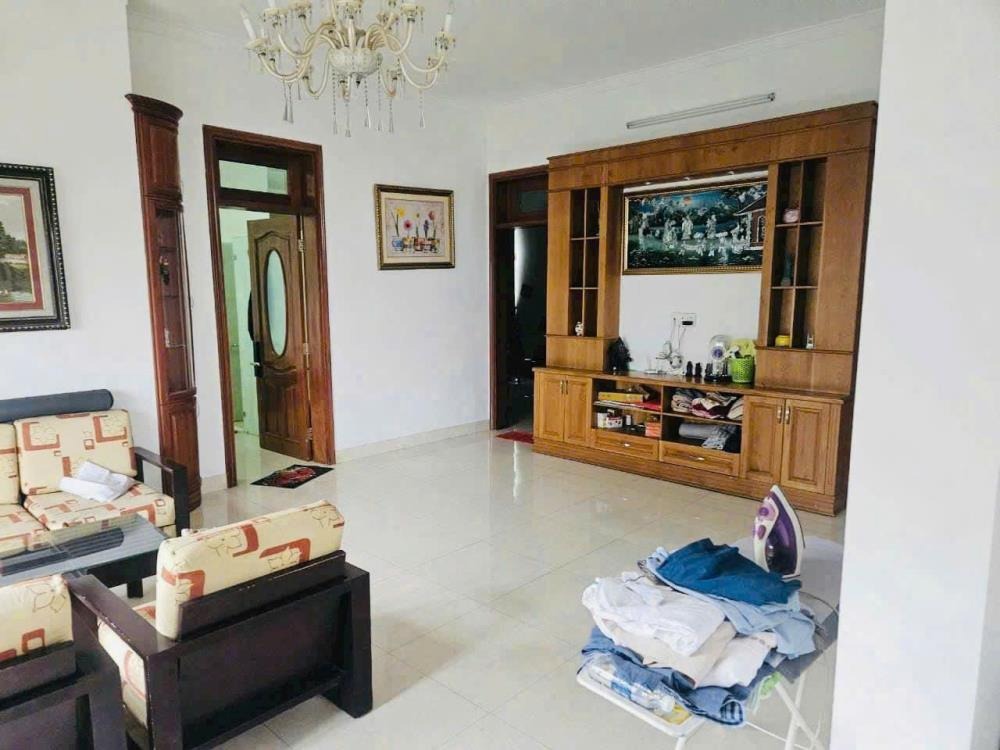Biệt Thự Vĩnh Lộc Đẹp, 450m2, 5PN, Giá 30 Tỷ - Vị Trí Đắc Địa