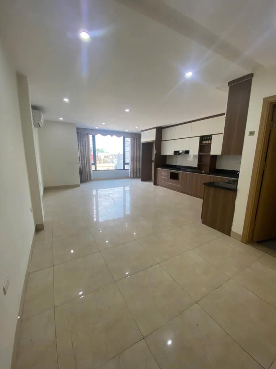 Bán Gấp Căn Nhà Vị Trí Đắc Địa, Kinh Doanh & Đầu Tư Tốt - Khu A Yên Nghĩa