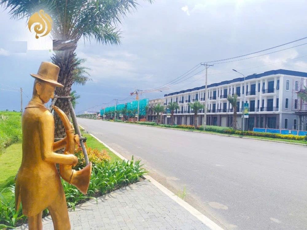 Chính chủ cần bán gấp nhà gần chợ Bình Chánh - 650 triệu