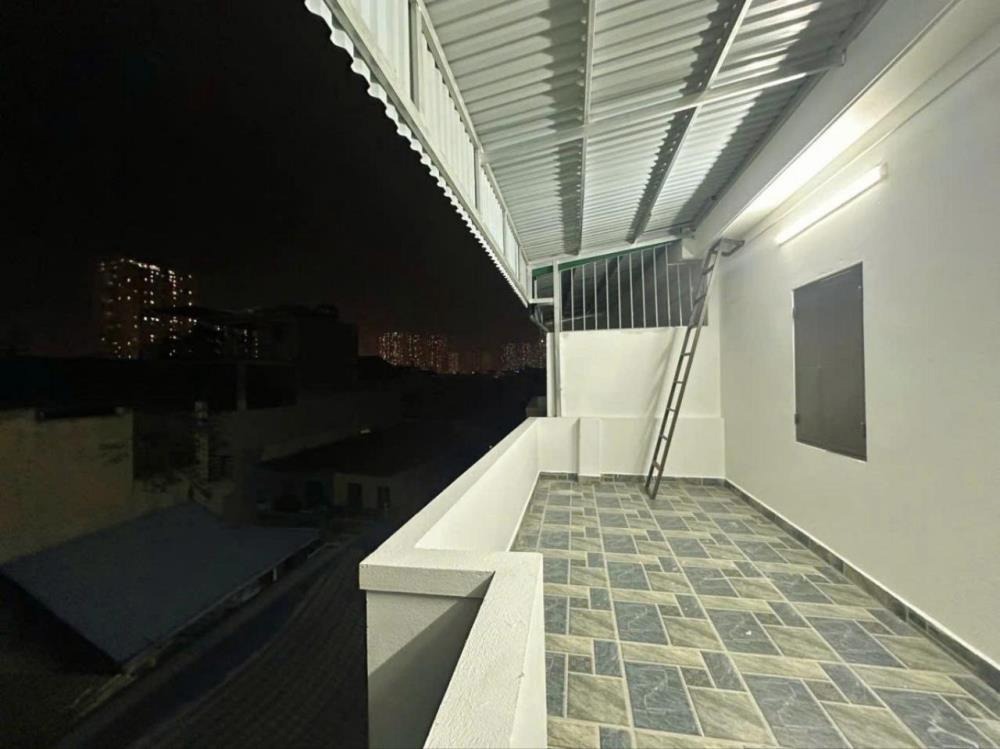 Bán nhà cầu đơ 2, mới tinh full nội thất, 7.x tỷ - Vị trí đẹp, tiện ích đầy đủ
