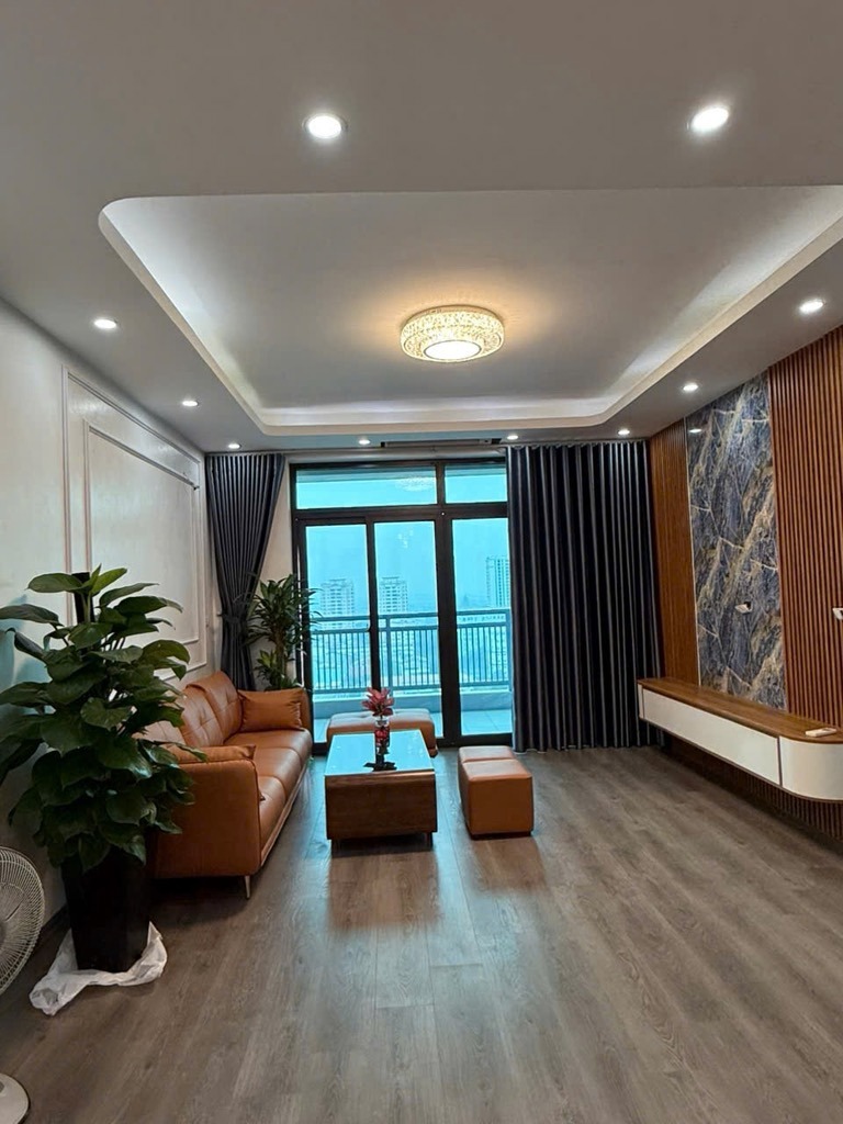 Căn Hộ Góc Mỹ Đình 126m² - View Thành Phố - Gần VinHomes