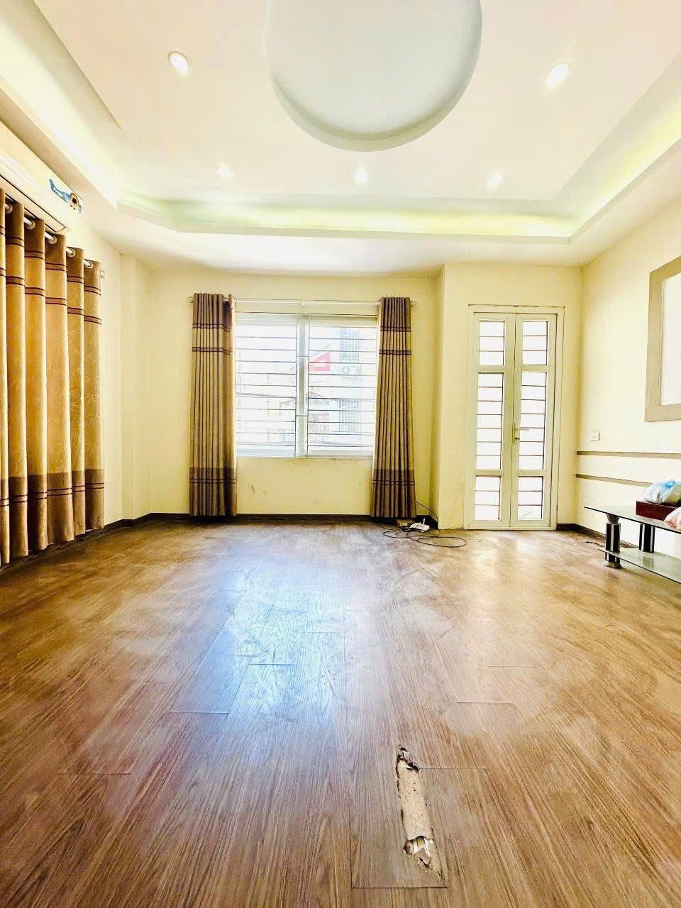 Bán Nhà Lô Góc Xuân Đỉnh - 8.5 Tỷ - Ô Tô Đỗ Cửa - 2 Thoáng