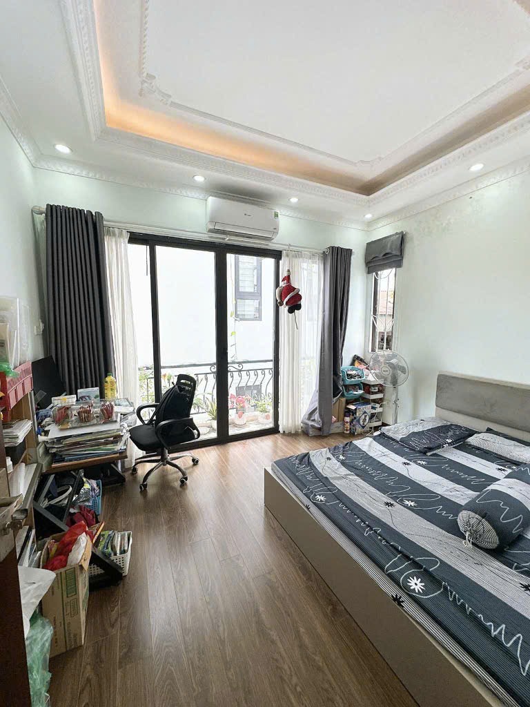 Bán nhà Minh Khai, Hoàng Mai: 5 tầng, 45m2, full nội thất, giá 8.35 tỷ