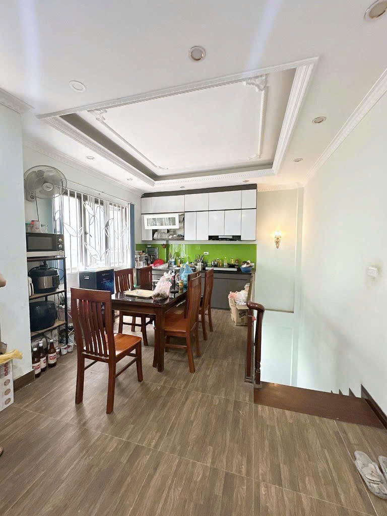 Bán nhà Minh Khai, Hoàng Mai: 5 tầng, 45m2, full nội thất, giá 8.35 tỷ