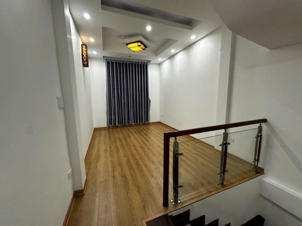 Bán nhà Vương Thừa Vũ, Thanh Xuân - 47m2, 4 Tầng, Giá 14 Tỷ - Vị Trí Đẹp