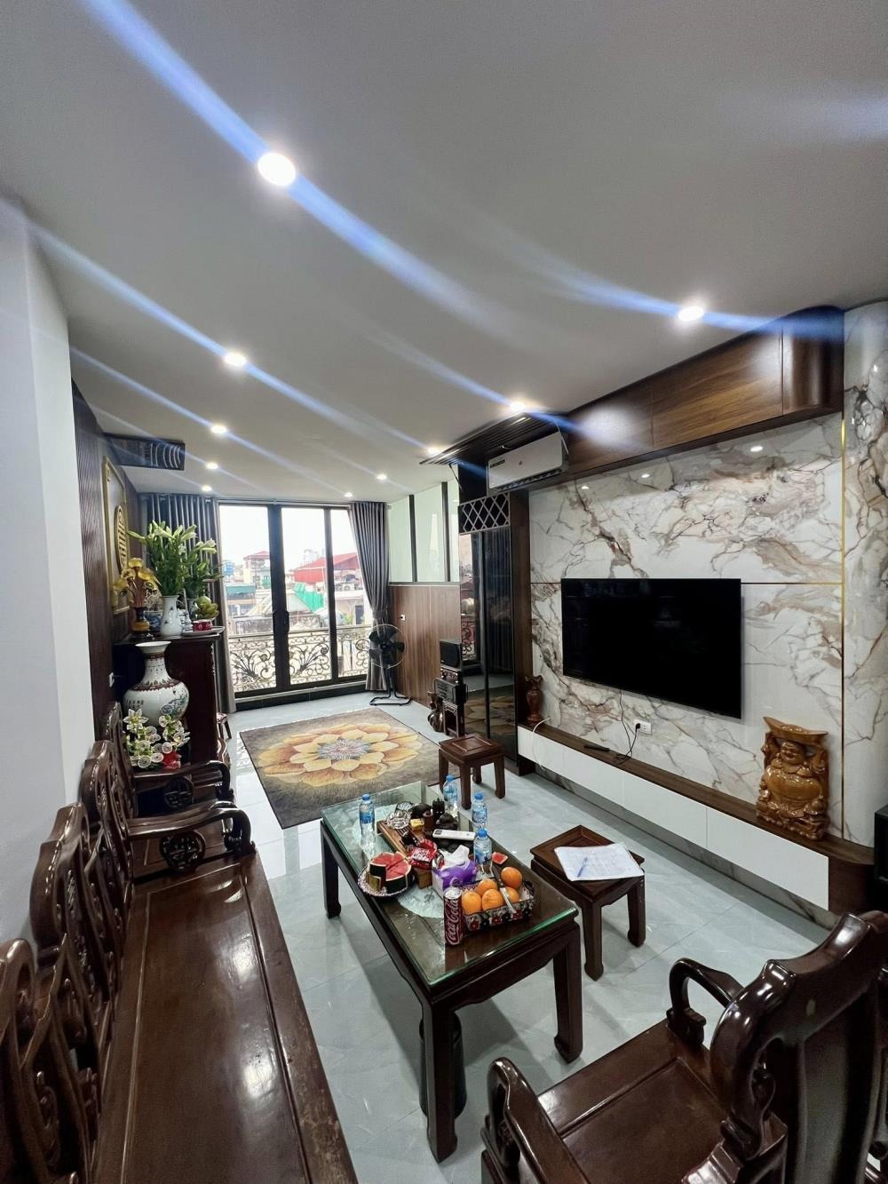 Phân Lô Oto Tây Hồ - Giá 13 Tỷ - Vị Trí Đắc Địa, Thiết Kế Hiện Đại