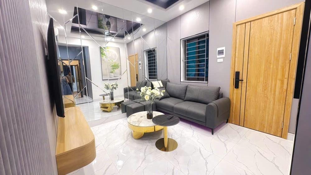 Bán nhà tập thể Nguyễn Khánh Toàn, Cầu Giấy: 68m², 3.98 tỷ, Full Nội Thất