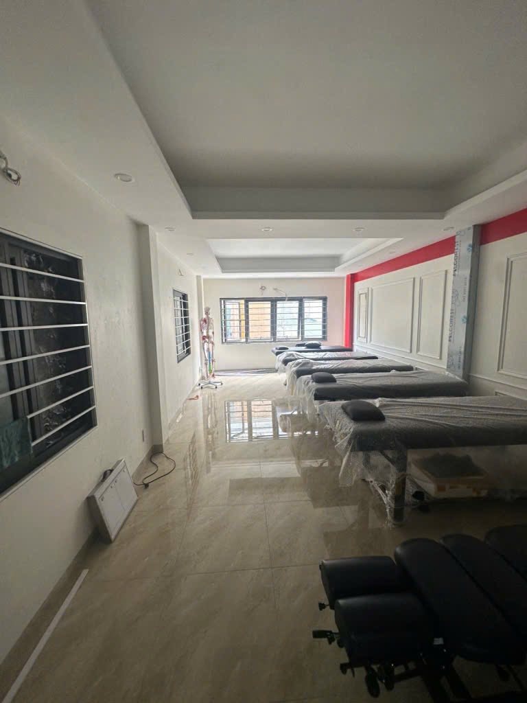 Siêu phẩm Nhà phố - Full Nội thất - Thang máy - Sát phố - Đỗ xe thỏa mái